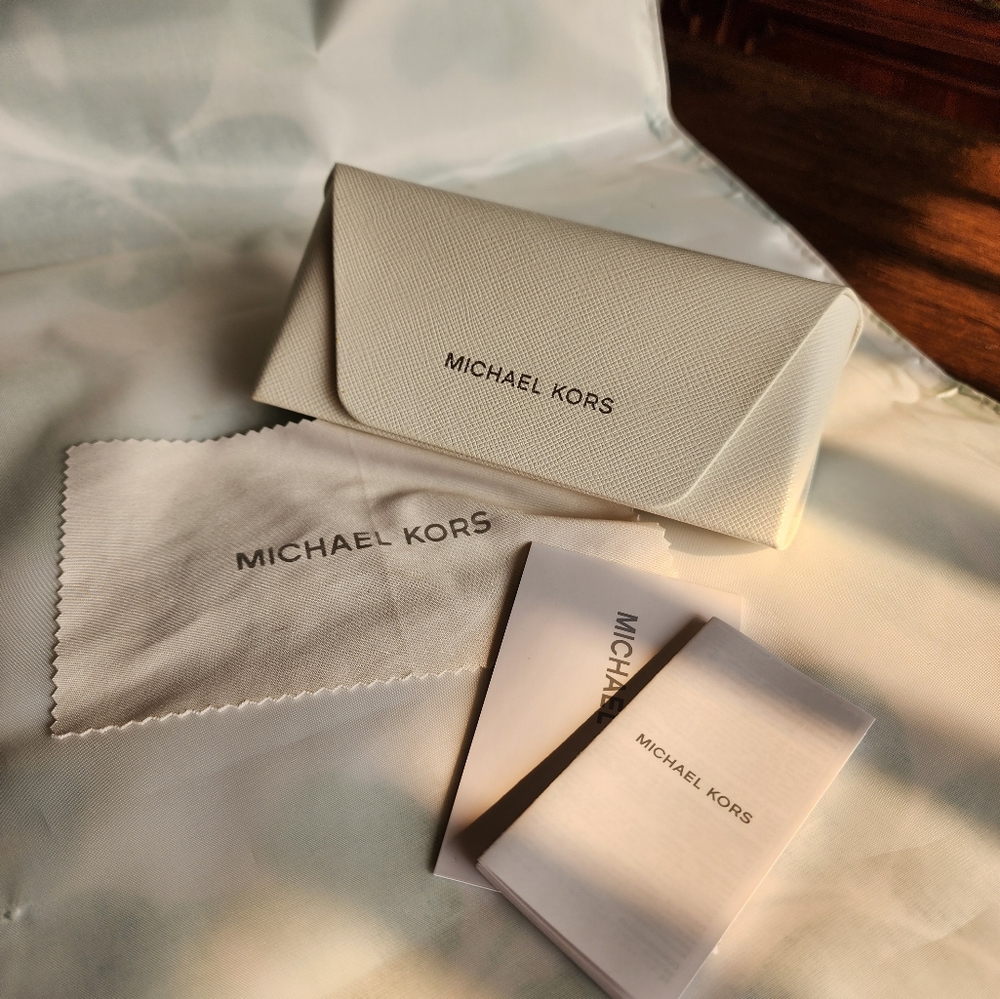 Michael Kors Sunglasses - Picture 2 of 9